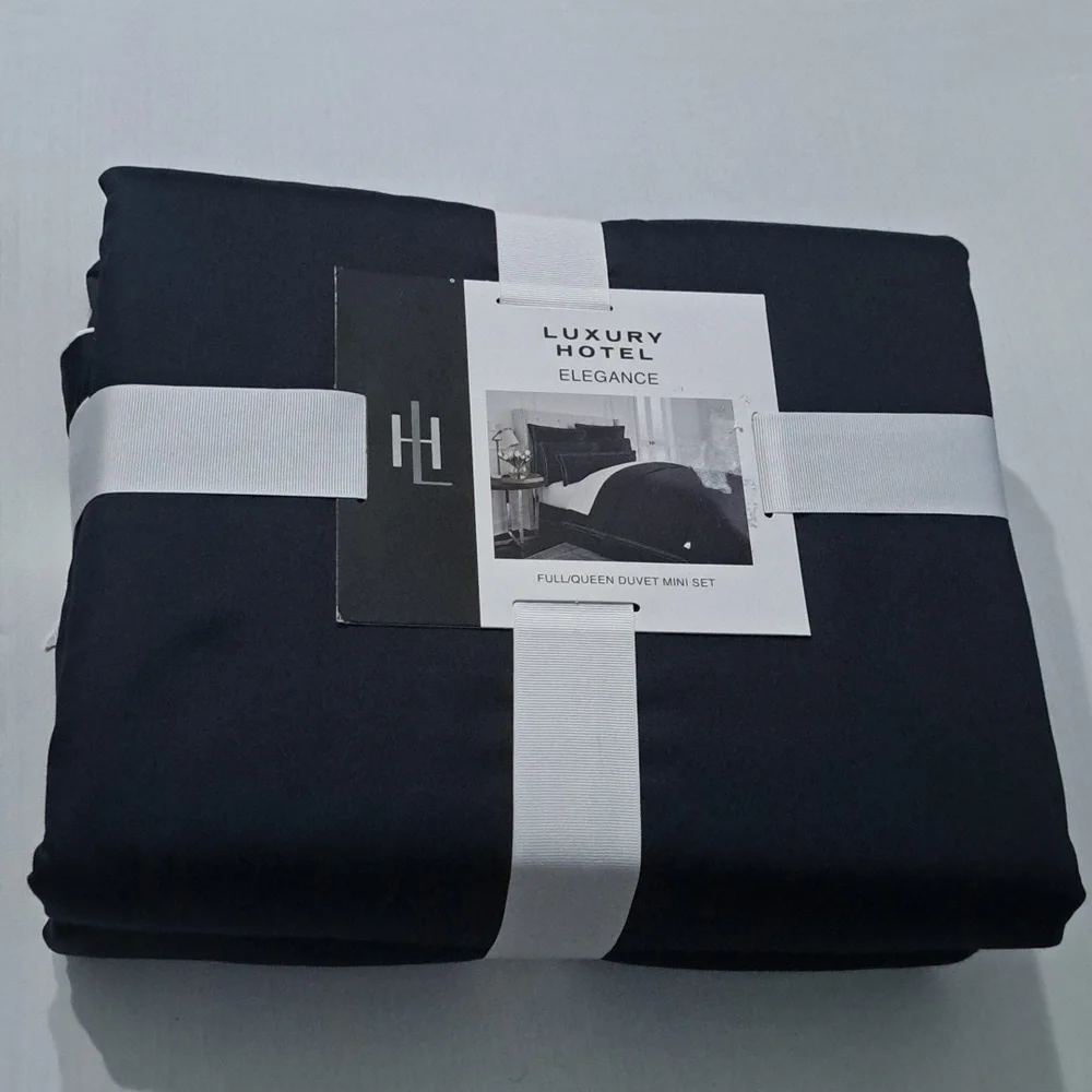 Luxury Hotel Elegance Sateen Duvet Cover Mini Set